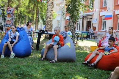 В Кемерове открылись 20 читальных залов под открытым небом