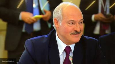 Лукашенко заявил, что люди из других стран завидуют живущим в безопасной стране белорусам
