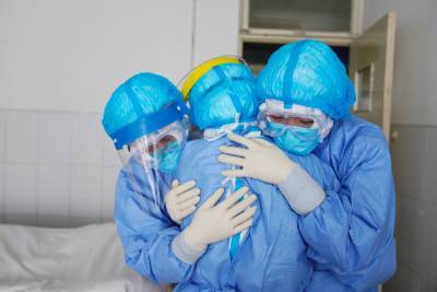 В Смоленской области число выздоровевших от коронавируса превысило число заболевших