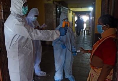 В Индии жених заразил коронавирусом всех гостей на свадьбе и умер