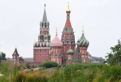 Кремль отверг претензии Запада к голосованию по Конституции