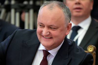 Додон пожаловался на купленный парламент Молдавии и предрек досрочные выборы