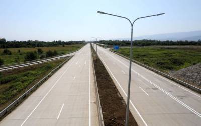Премьер открыл участок объездной дороги в Кутаиси