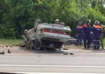 На трассе М5 под Рязанью после столкновения перевернулся ВАЗ-2115