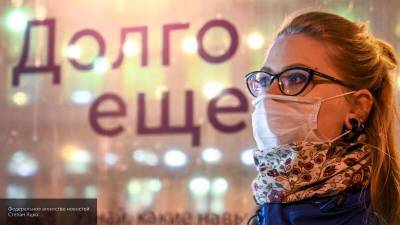 Вирусолог Зуев: безалаберность россиян не позволяет окончательно победить коронавирус