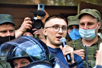 Стерненко: Зеленский - это диктатор-новичок, который закончит хуже, чем Янукович