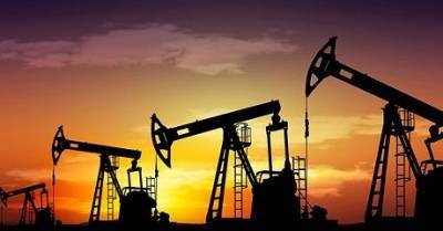 Мировые цены на нефть начали падать из-за увеличения случаев заболевания COVID-19