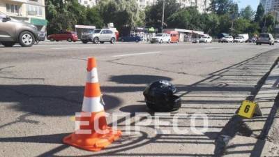В Голосеевском районе Киева произошло ДТП, погиб мотоциклист