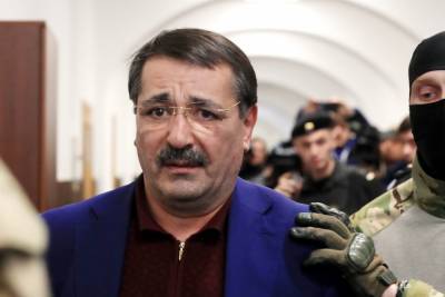 Суд арестовал осужденного экс-вице-премьера Дагестана Исаева по новому делу