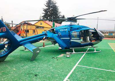 В Чехии неудачно приземлился вертолет спасателей
