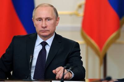 Президент России Владимир путин подписал указ о внесении изменений в Конституцию страны
