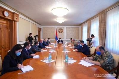 Президент НКР провел совещание по вопросам жилищного обеспечения офицеров Армии обороны