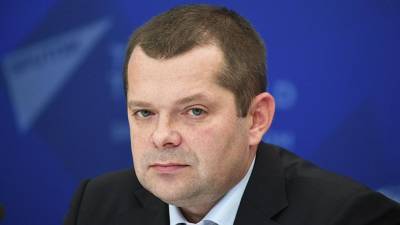 Продлен срок задержания чиновника Россотрудничества по делу о хищении 40 млн руб