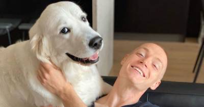 Забавы в Днепре: Цыганков показал, как учит свою собаку плавать