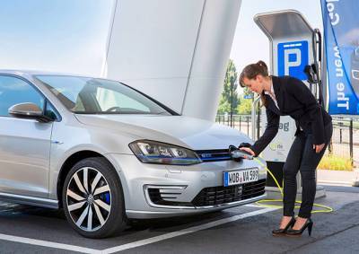 Жители Чехии получат дотации на покупку экологичных авто