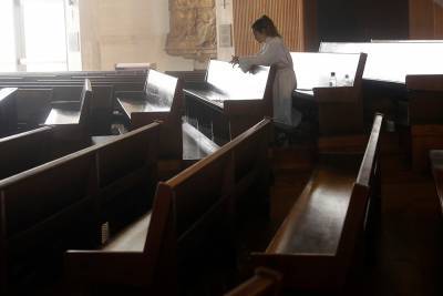 В Калифорнии запретили петь в церквях из-за коронавируса