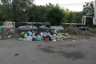 Оренбуржцы мало платят за вывоз мусора