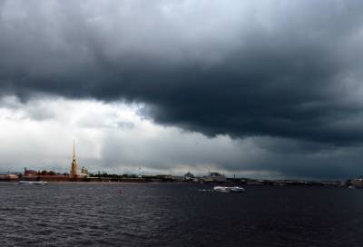 Погода в Петербурге: в четверг ожидаются ливни и сильный ветер