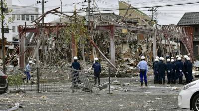 При взрыве газа в ресторане японского города Корияма погиб человек, 17 пострадали