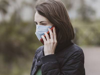 Киберэксперты из США пожаловались на граждан, носящих маски