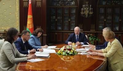Лукашенко провел рабочую встречу по подготовке ежегодного президентского послания
