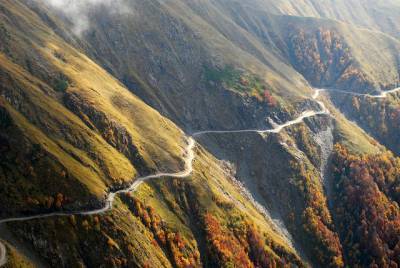 Движение на дороге в высокогорную Тушетию возобновлено