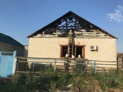 Пенсионерка и взрослый сын погибли при пожаре в Воронежской области