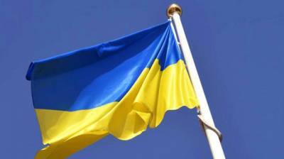 Украинский «патриотизм» стоит чуть больше $500: активистка выдумала бесполезную акцию про флаг