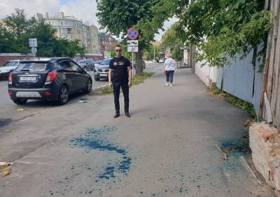 Рязанского журналиста Михаила Комарова пытались облить зеленкой на улице