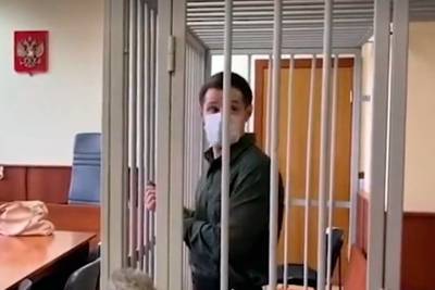 По решению суда, студенту из США придется на 9 лет задержаться в России, отбывая срок лишения свободы