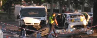 В Одессе патрульный Prius врезался в микроавтобус: есть пострадавшие