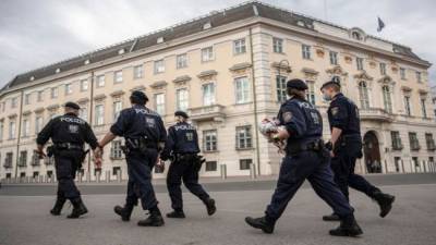 Австрия посылает своих полицейских на сербско-македонскую границу