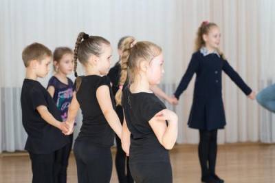 Психолог: как танцы и музыка влияют на мозг ребёнка