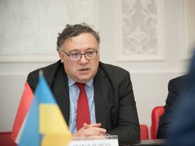 Посол Венгрии в Киеве: Мы должны обсуждать, помогают ли антироссийские санкции Украине и создают ли они проблемы для РФ