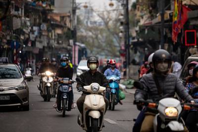 Вьетнам вернул карантин в двух крупных городах из-за вспышки коронавируса