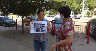 Пикетчики в Волгограде выступили в защиту оппозиционера Сергея Удальцова