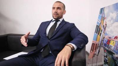 ГБР подтвердило увольнение следователя Корецкого, заявившего о требованиях его руководителей арестовать канал "Прямой"