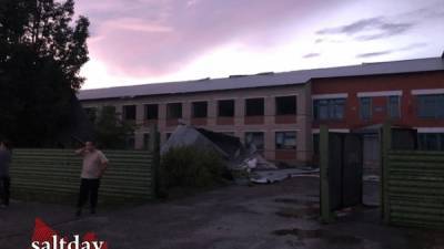 Школа №5 в аномальной зоне и кому еще в Соль-Илецке снесло «крышу»?