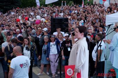 Правозащитники: на митинг Тихановской пришло не менее 25 тысяч человек