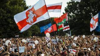 Выборы в Беларуси: в поддержку Светланы Тихановской в Минске собрались десятки тысяч
