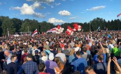 Почти 35 тысяч человек по данным правозащитного центра «Весна» присоединились к акции оппозиции в Минске