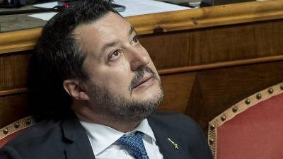 Сенат Италии проголосовал "за" лишение парламентского иммунитета экс-главы МВД Маттео Сальвини