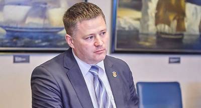Литовскому депутату грозит штраф за просьбу почтить память убитых «лесными братьями»