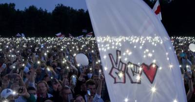 Выборы в Беларуси: на митинг Светланы Тихановской в Минске собрались десятки тысяч