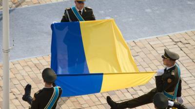 Украинцы решили запустить в Крым 25-метровый флаг