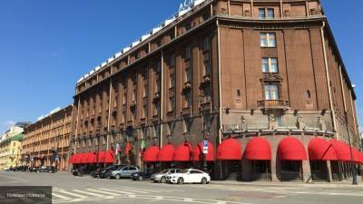 Крупные гостиницы включили в перечень системообразующих предприятий Петербурга