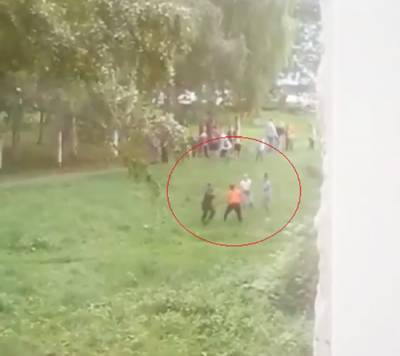 В Кемерове избиение девочки-подростка тремя сверстницами сняли на видео