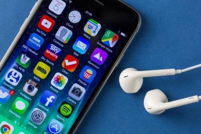 Apple задержит выпуск новых iPhone на несколько недель