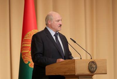 Лукашенко объявил благодарность за совершенствование правовой системы Беларуси