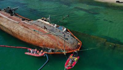 Государственная экологическая инспекция насчитала первый штраф за танкер Delfi в Одессе: названа сумма